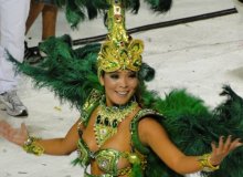 Carol Nakamura - Foto: ederluiz.com