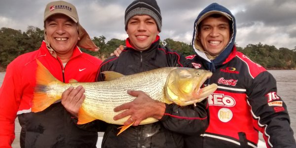T&aacute; estressado? Vem pescar!