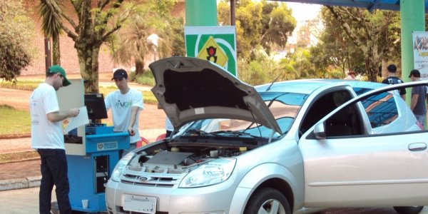 SCHERER presente nas Inspe&ccedil;&otilde;es Veiculares Gratuitas do NEA-SC