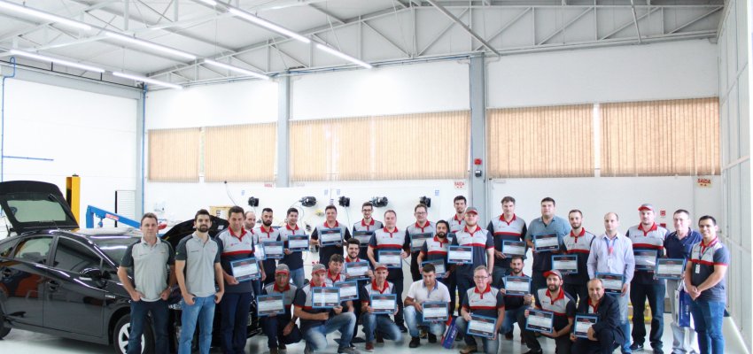 Semin&aacute;rio H&iacute;brido e El&eacute;trico